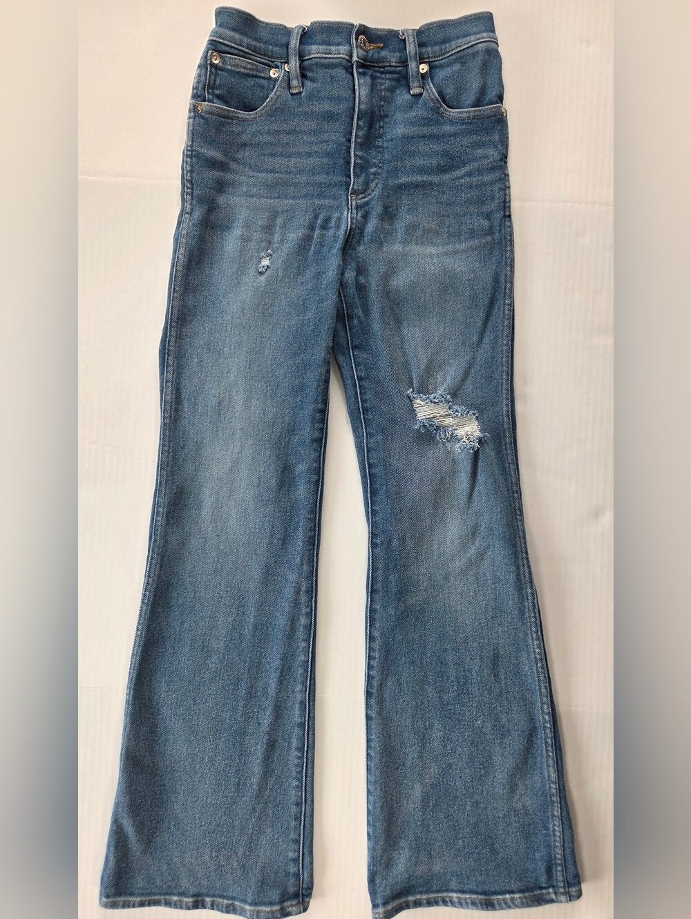 Point Sur 70's Inspired Classic High-Rise Flared Jeans in Medium Blue Boho‎ Chic